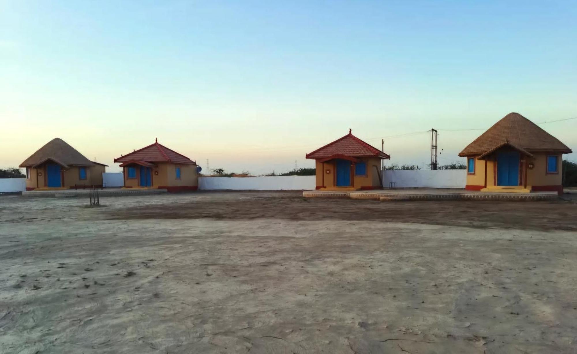 Rann Hellaro Homestay Бхудж Экстерьер фото